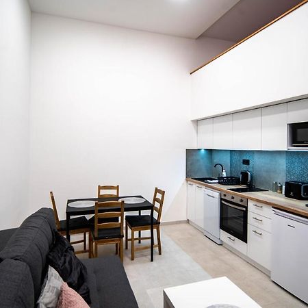 Free Parking Basilica Rob'S Home - Ac, Wi-Fi, Smart Tv Budapest Exterior photo